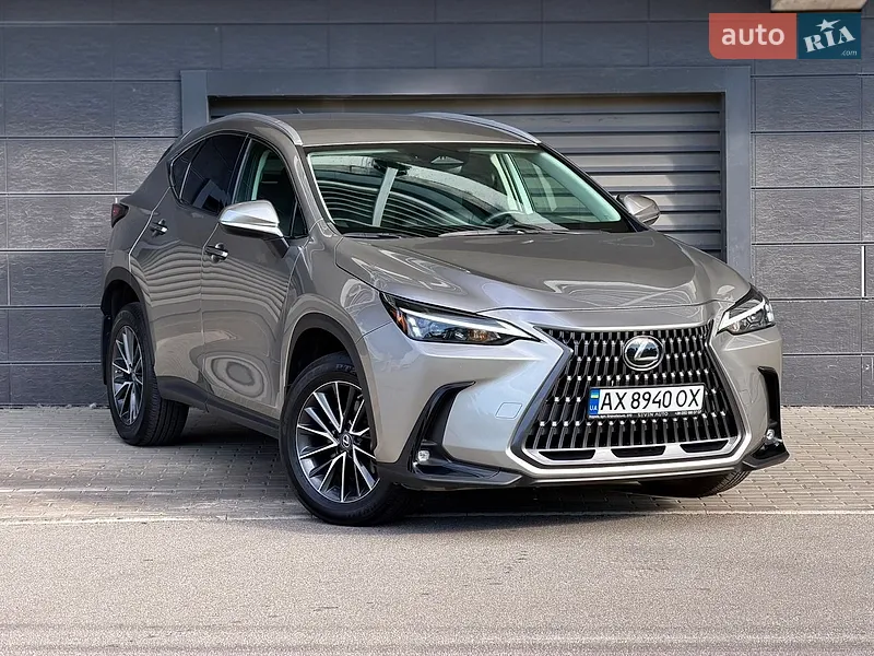 Lexus NX