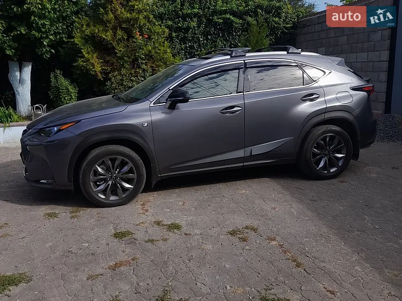 Lexus NX