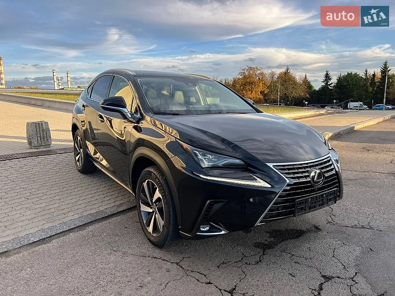 Lexus NX