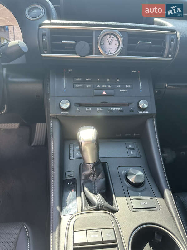 Купе Lexus RC 2016 в Днепре