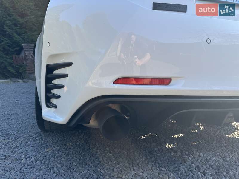 Купе Lexus RC 2017 в Хусте