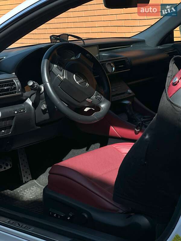 Купе Lexus RC 2014 в Рокитному
