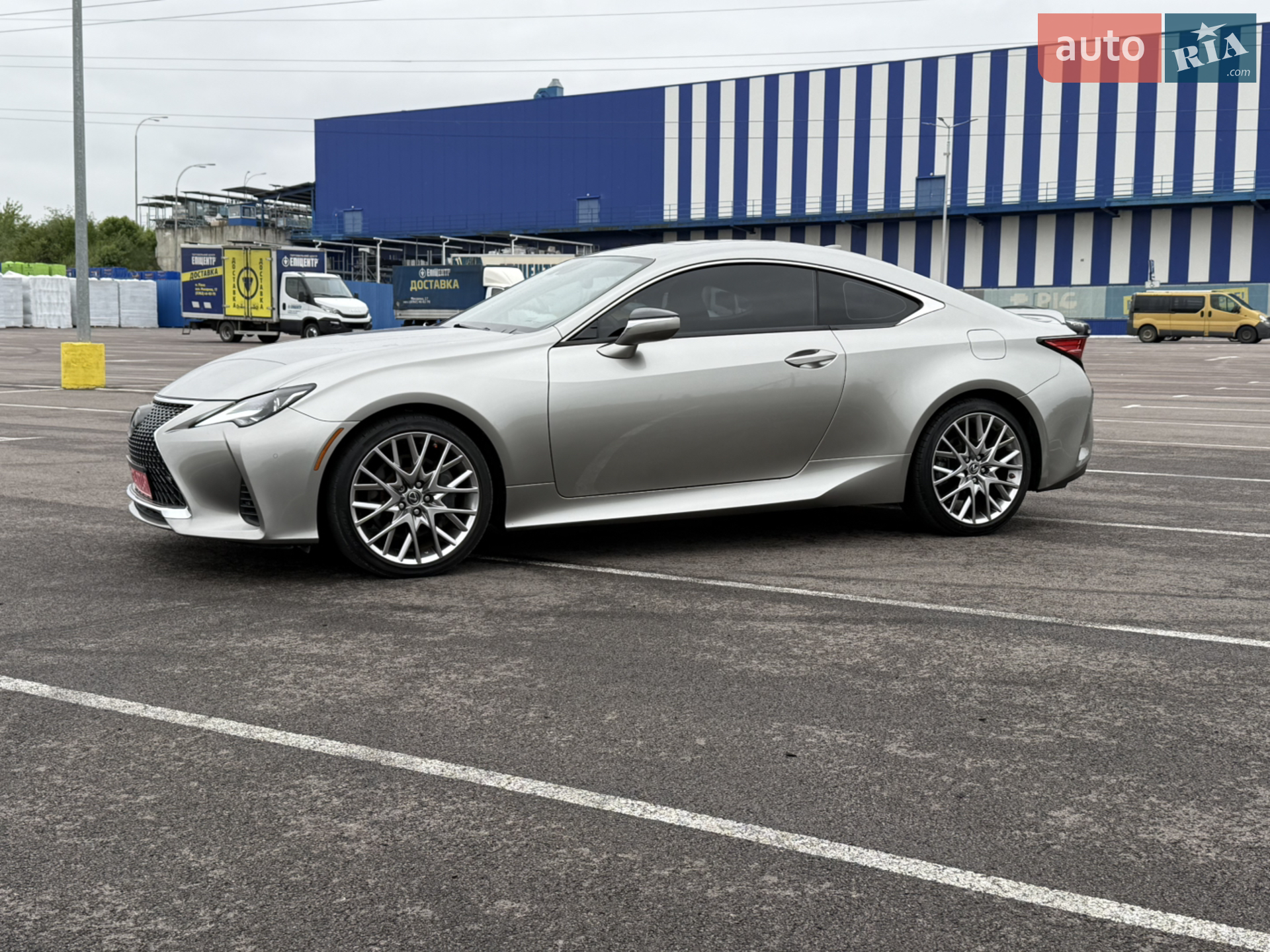 2022 Lexus RC - мініатюра 2