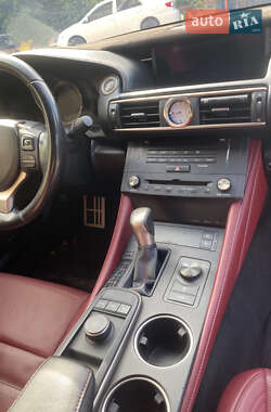 Купе Lexus RC 2017 в 