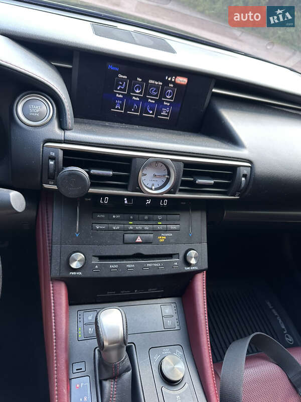 Купе Lexus RC 2016 в Киеве фото 19 Купе Lexus RC 2016 в Киеве