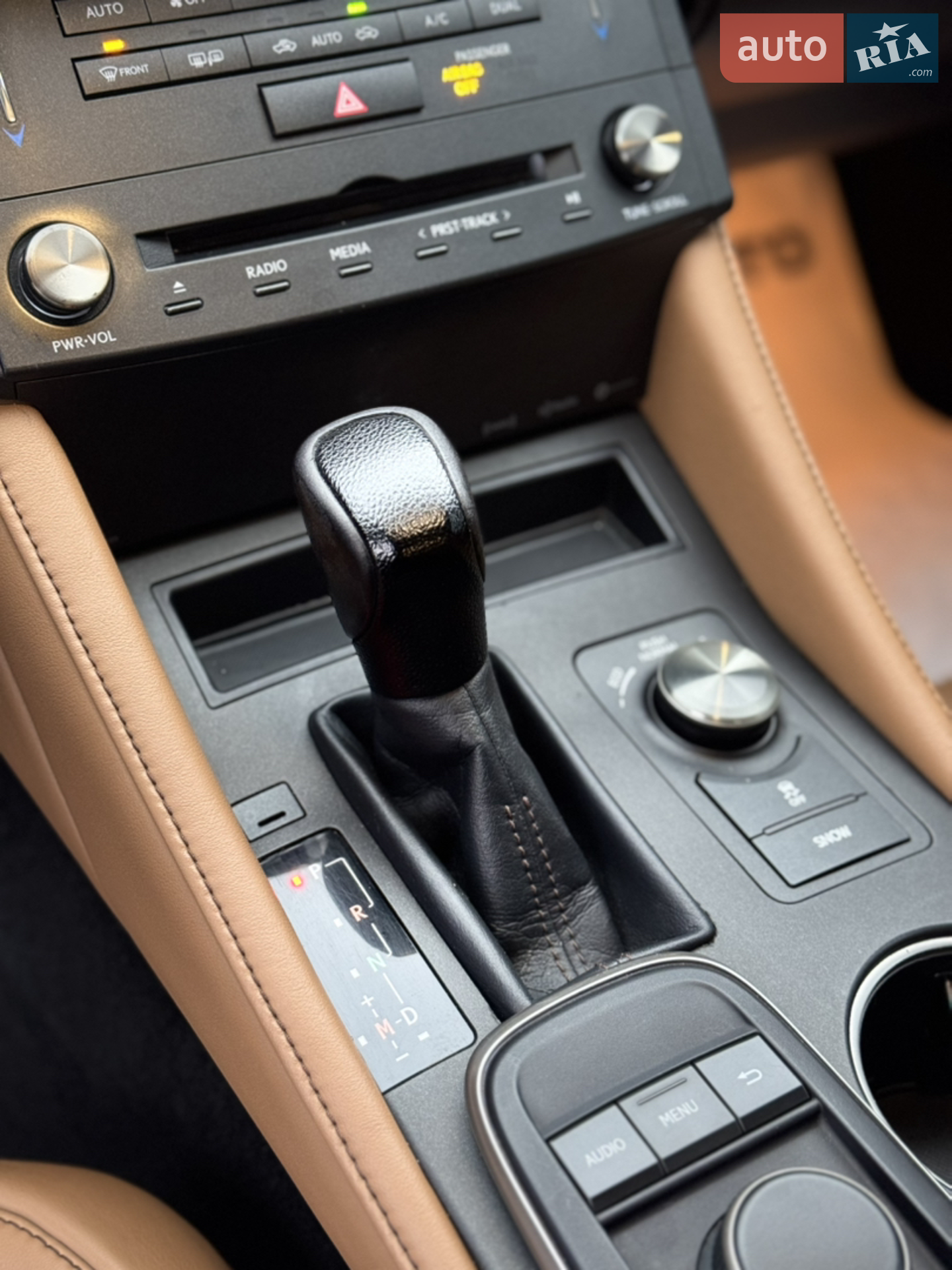 2017 Lexus RC - мініатюра 12