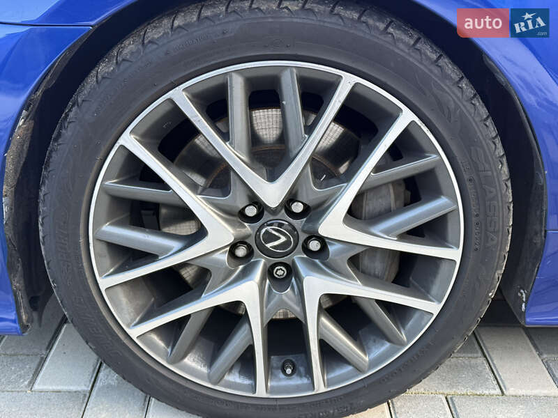 Купе Lexus RC 2015 в Миколаєві