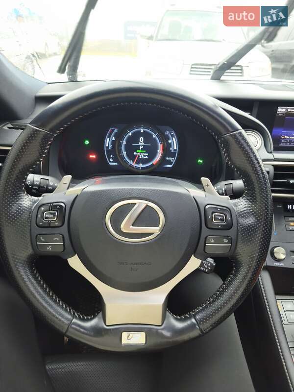 Купе Lexus RC 2015 в Запоріжжі