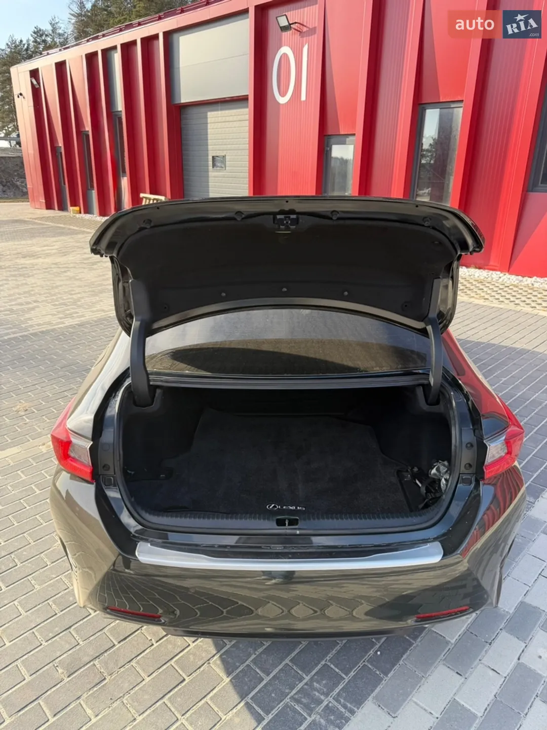 2016 Lexus RC - мініатюра 14