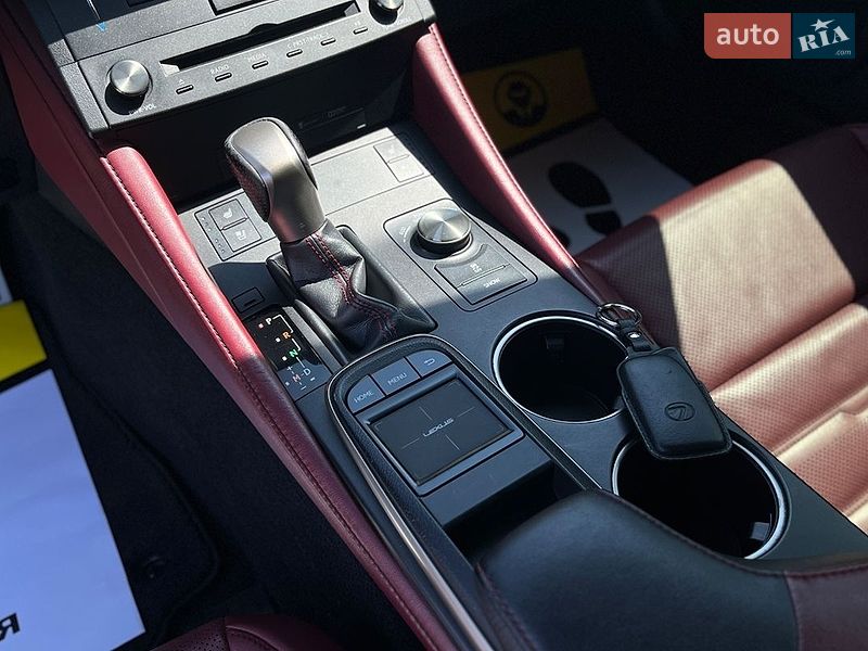 Купе Lexus RC 2016 в Мукачевому фото 19 Купе Lexus RC 2016 в Мукачевому