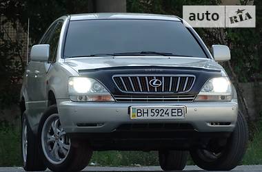 Внедорожник / Кроссовер Lexus RX 2001 в Одессе