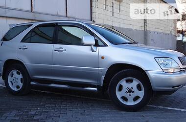 Внедорожник / Кроссовер Lexus RX 2002 в Одессе