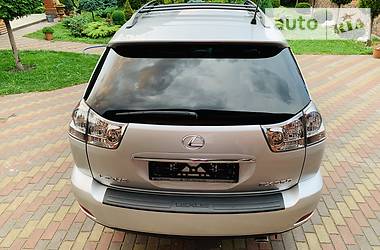 Позашляховик / Кросовер Lexus RX 2009 в 