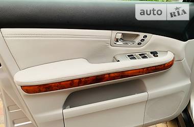 Позашляховик / Кросовер Lexus RX 2009 в 