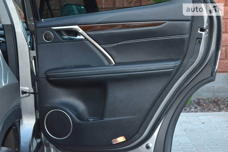 Позашляховик / Кросовер Lexus RX 2018 в Рівному фото 19 Позашляховик / Кросовер Lexus RX 2018 в Рівному