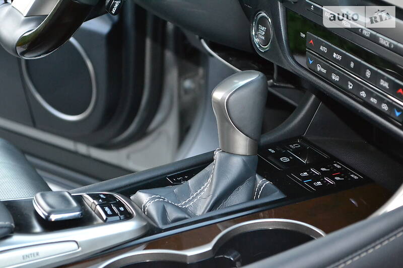 Позашляховик / Кросовер Lexus RX 2018 в Рівному фото 36 Позашляховик / Кросовер Lexus RX 2018 в Рівному