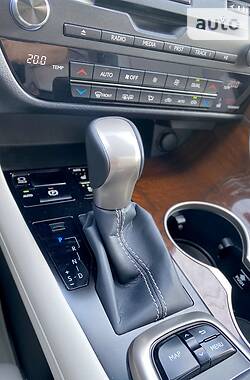 Хэтчбек Lexus RX 2018 в 