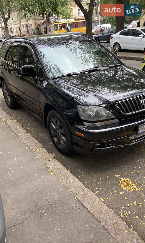 Внедорожник / Кроссовер Lexus RX 1999 в Одессе