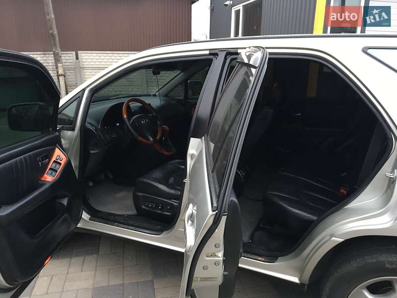 Позашляховик / Кросовер Lexus RX 2003 в Вінниці