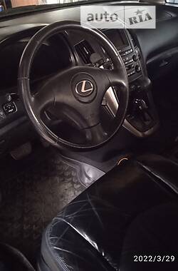 Внедорожник / Кроссовер Lexus RX 2002 в Монастырище