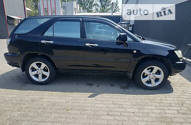 Внедорожник / Кроссовер Lexus RX 2001 в Черновцах