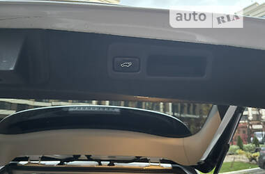 Внедорожник / Кроссовер Lexus RX 2011 в 