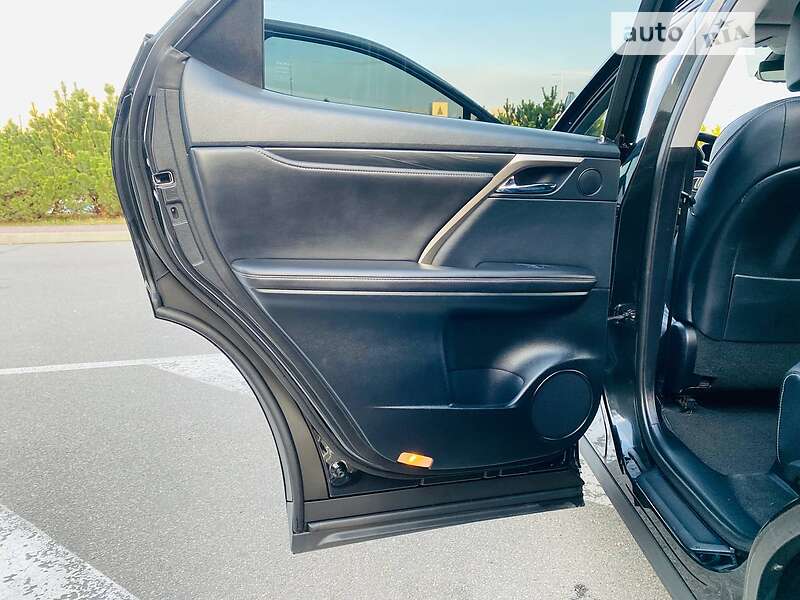 Внедорожник / Кроссовер Lexus RX 2018 в Киеве