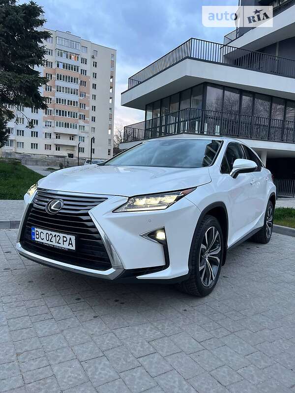 Позашляховик / Кросовер Lexus RX 2018 в Львові