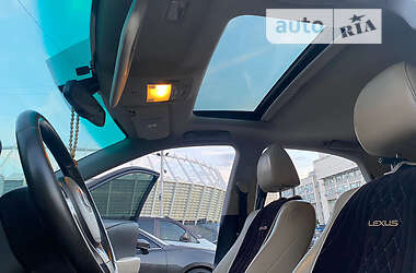 Внедорожник / Кроссовер Lexus RX 2012 в 