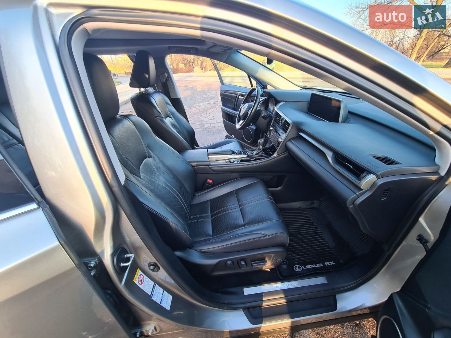 2019 Lexus RX - мініатюра 27