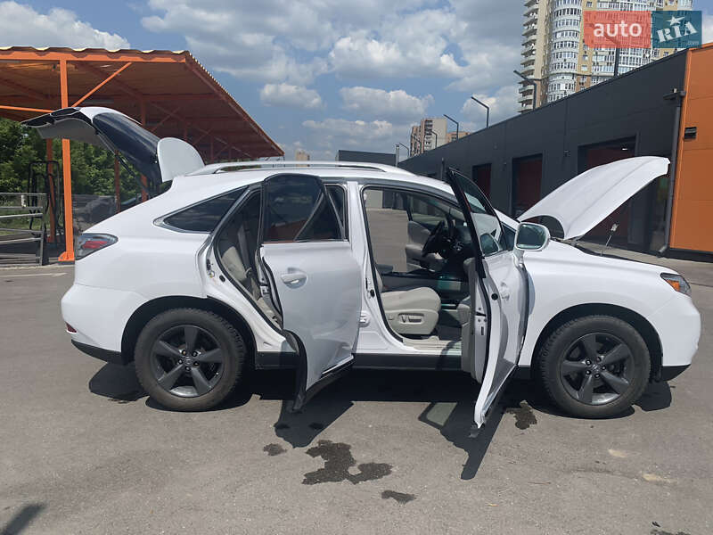 Внедорожник / Кроссовер Lexus RX 2010 в Харькове