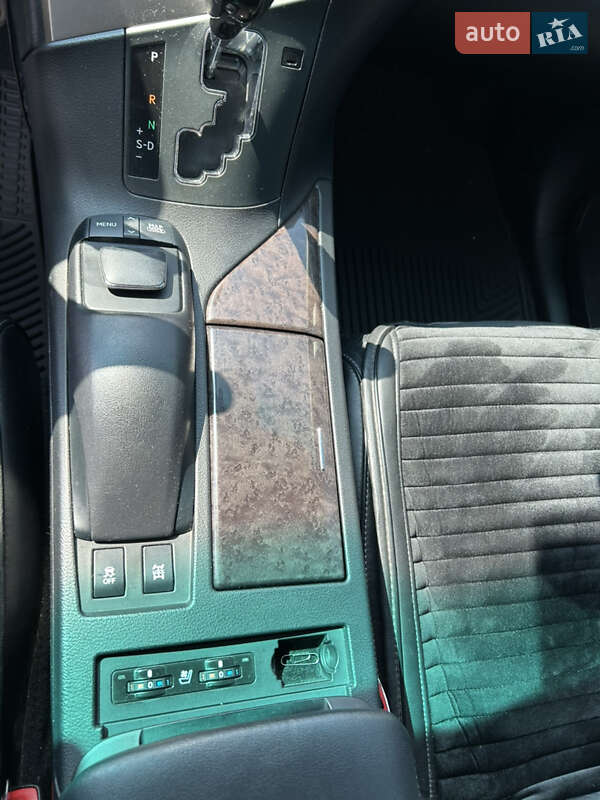 Внедорожник / Кроссовер Lexus RX 2013 в Надворной