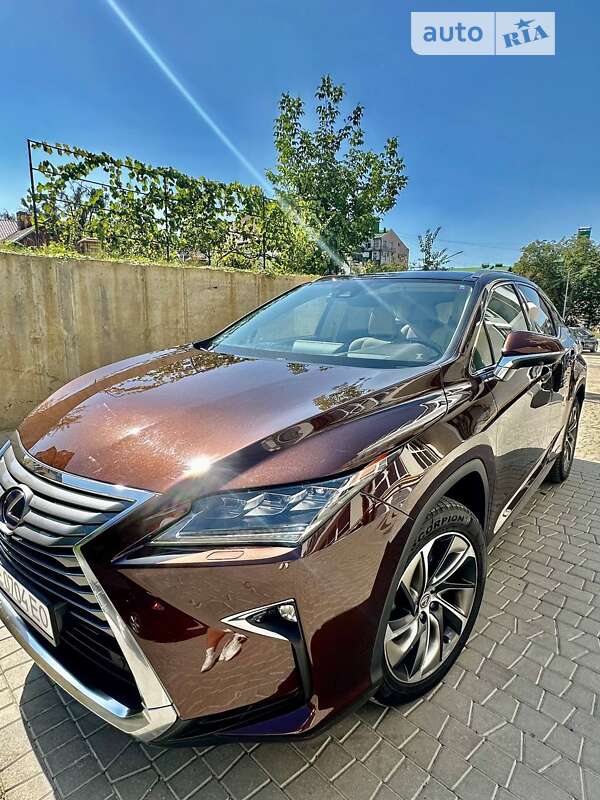 Позашляховик / Кросовер Lexus RX 2017 в Чернівцях