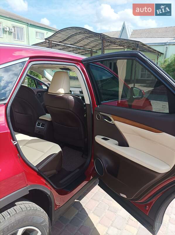 Внедорожник / Кроссовер Lexus RX 2018 в Липовце