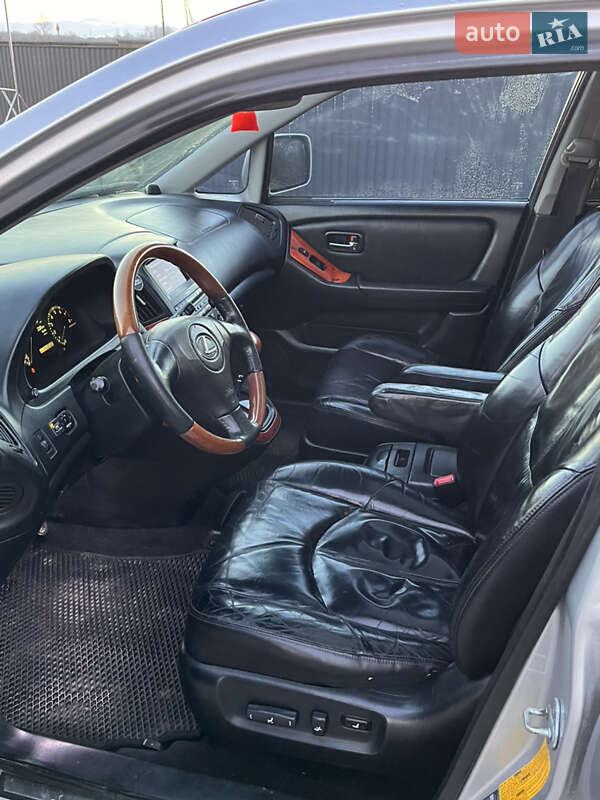 Позашляховик / Кросовер Lexus RX 2002 в Калуші