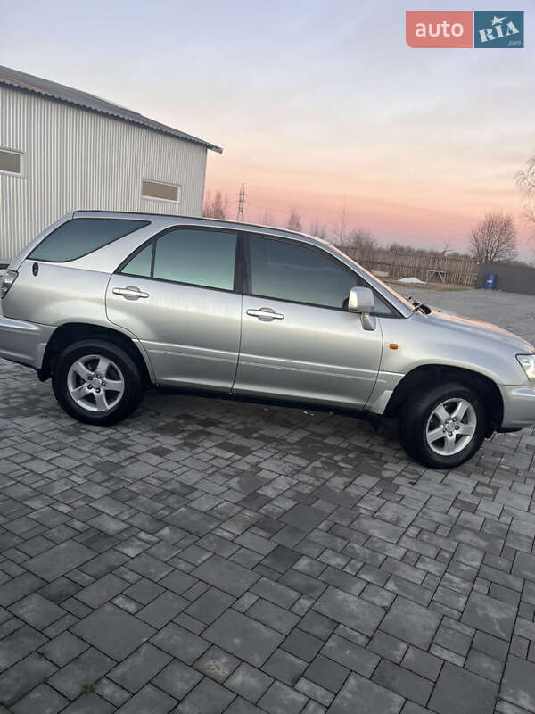 Позашляховик / Кросовер Lexus RX 2002 в Калуші