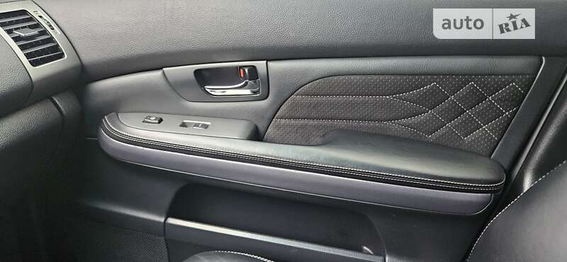 Позашляховик / Кросовер Lexus RX 2005 в Києві