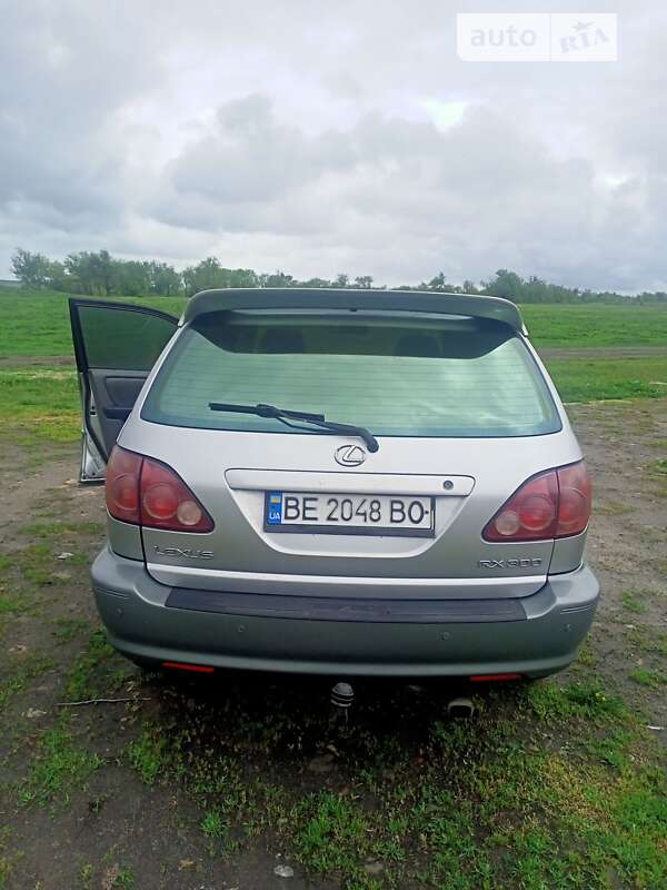Внедорожник / Кроссовер Lexus RX 1999 в Николаеве