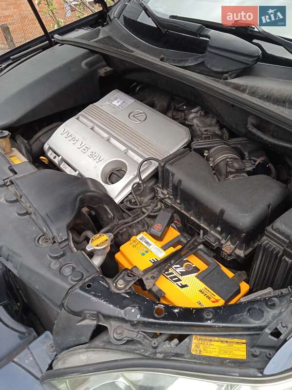 Позашляховик / Кросовер Lexus RX 2004 в Вінниці