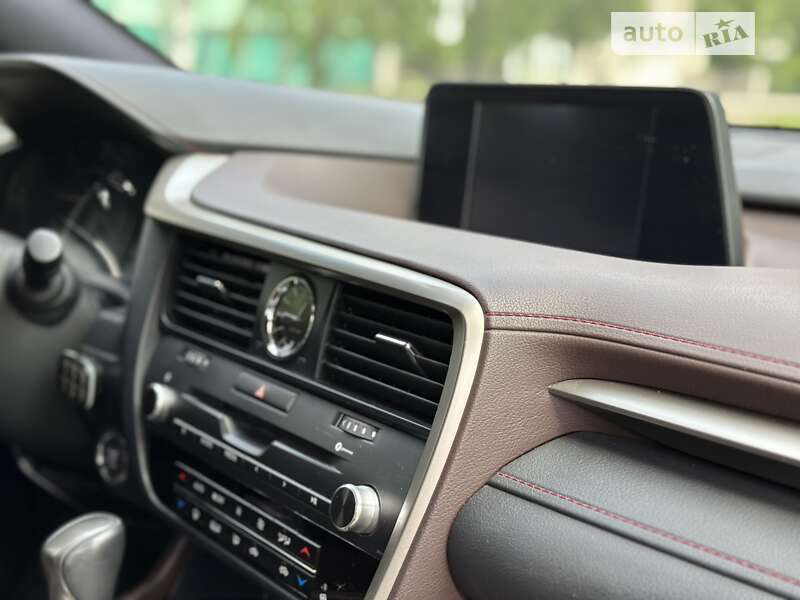 Внедорожник / Кроссовер Lexus RX 2017 в Киеве