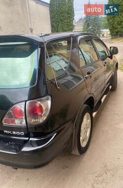 Внедорожник / Кроссовер Lexus RX 2002 в Львове