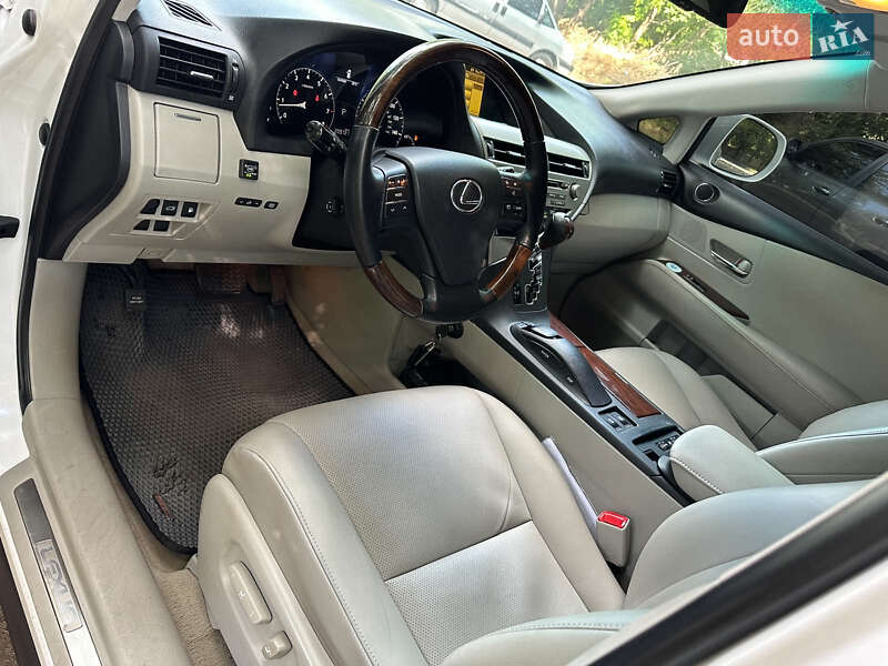 Позашляховик / Кросовер Lexus RX 2010 в Кам'янському