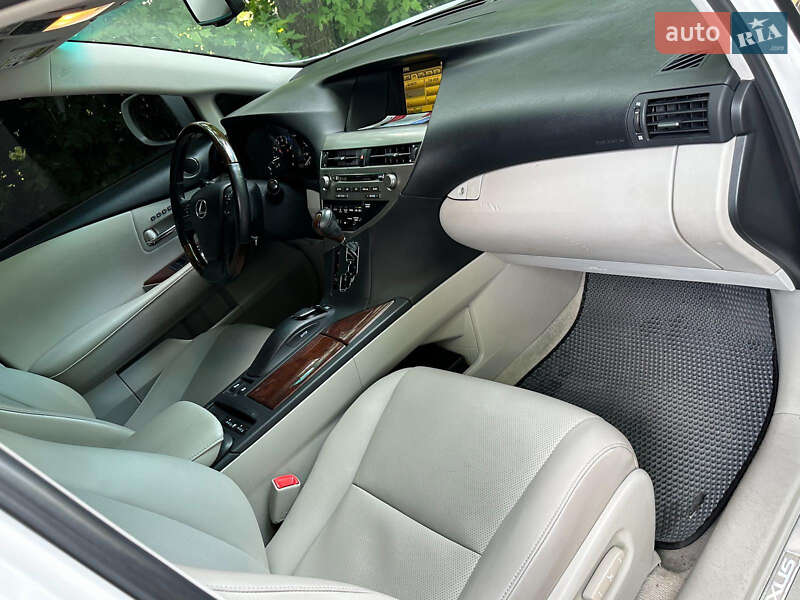 Позашляховик / Кросовер Lexus RX 2010 в Кам'янському