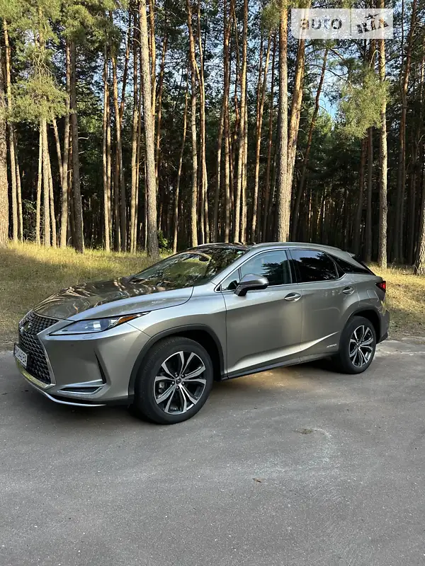 Lexus RX 2021
