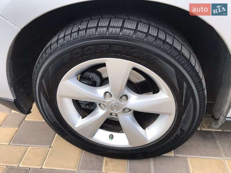 Внедорожник / Кроссовер Lexus RX 2010 в Измаиле