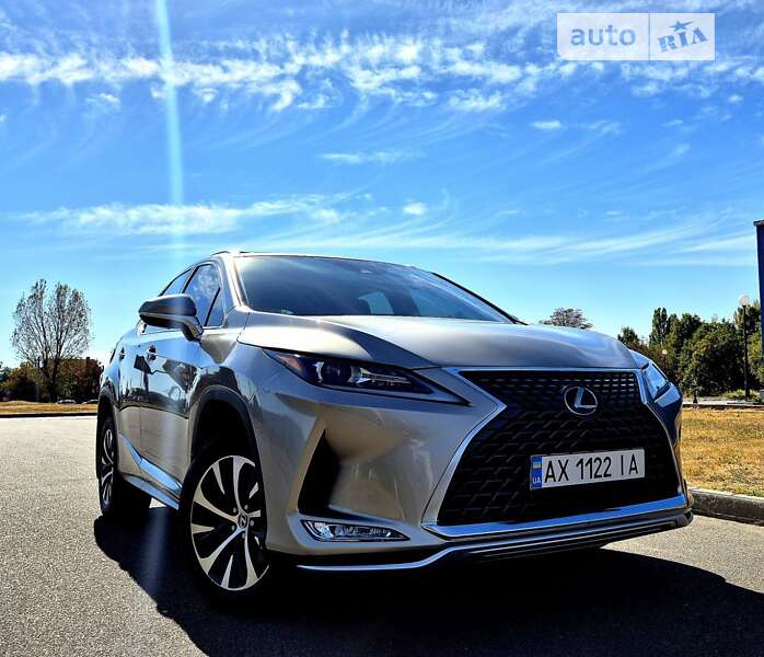 Lexus RX 2019