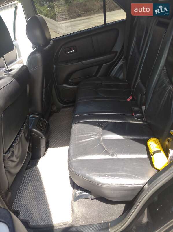 Внедорожник / Кроссовер Lexus RX 2002 в Славуте