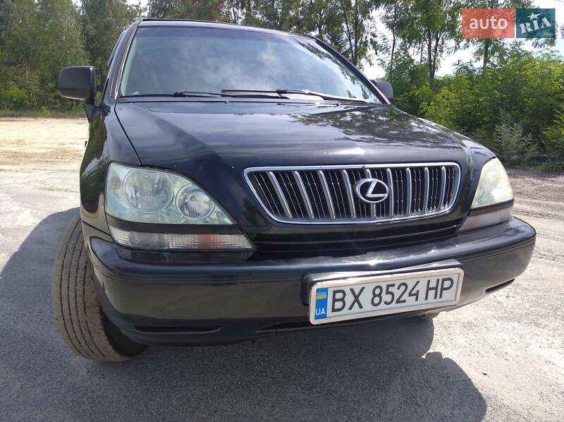 Внедорожник / Кроссовер Lexus RX 2002 в Славуте
