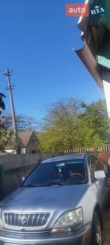 Внедорожник / Кроссовер Lexus RX 2001 в Николаеве