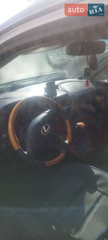 Внедорожник / Кроссовер Lexus RX 2001 в Николаеве